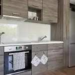 With Pool In Apartamento *