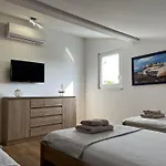 Apartamento With Pool In *