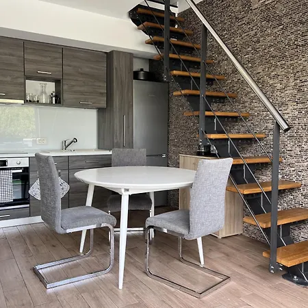 With Pool In Апартаменты Корнич