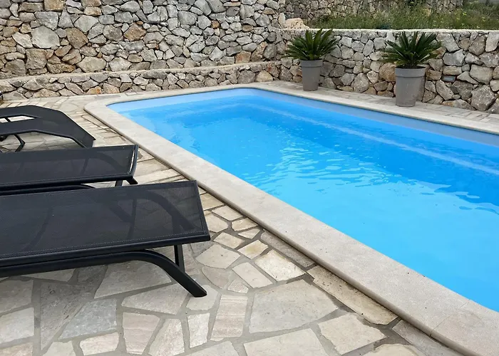 With Pool In 아파트 *