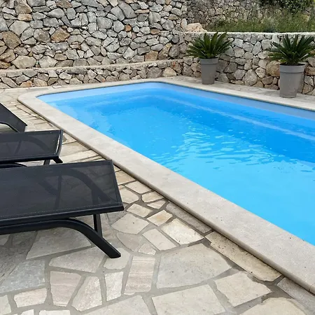 With Pool In דירה *