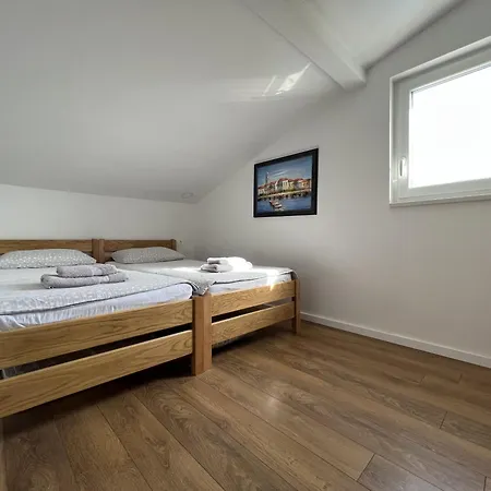 With Pool In Apartman Kornic