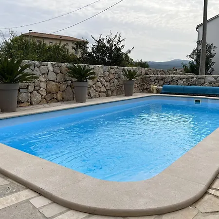 With Pool In * Kornić